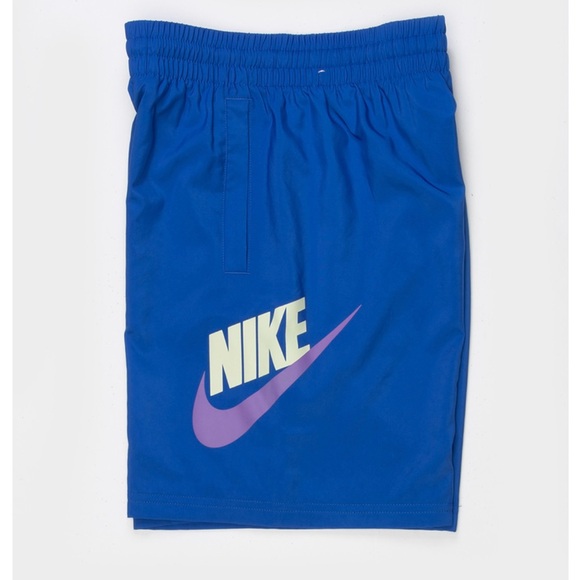 NIKE Sportswear Boys Elastic Waist Shorts - Picture 2 of 3
